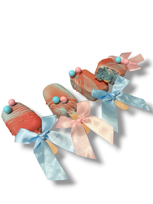 Gender reveal, roze cakepops, cake slices, zoetigheid, babyshower 